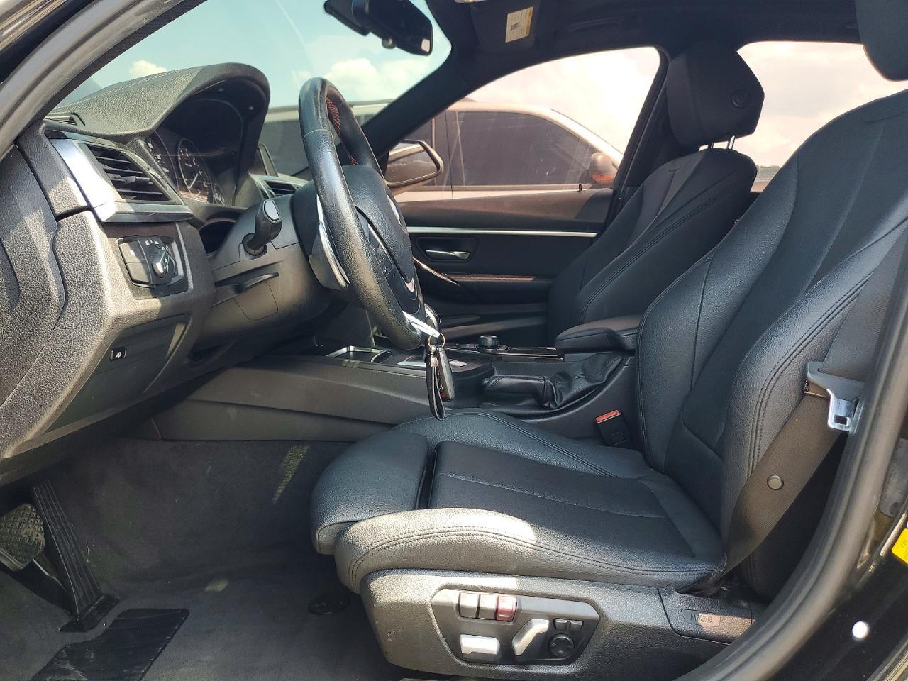 2018 BMW 330 I - zdjęcie 7