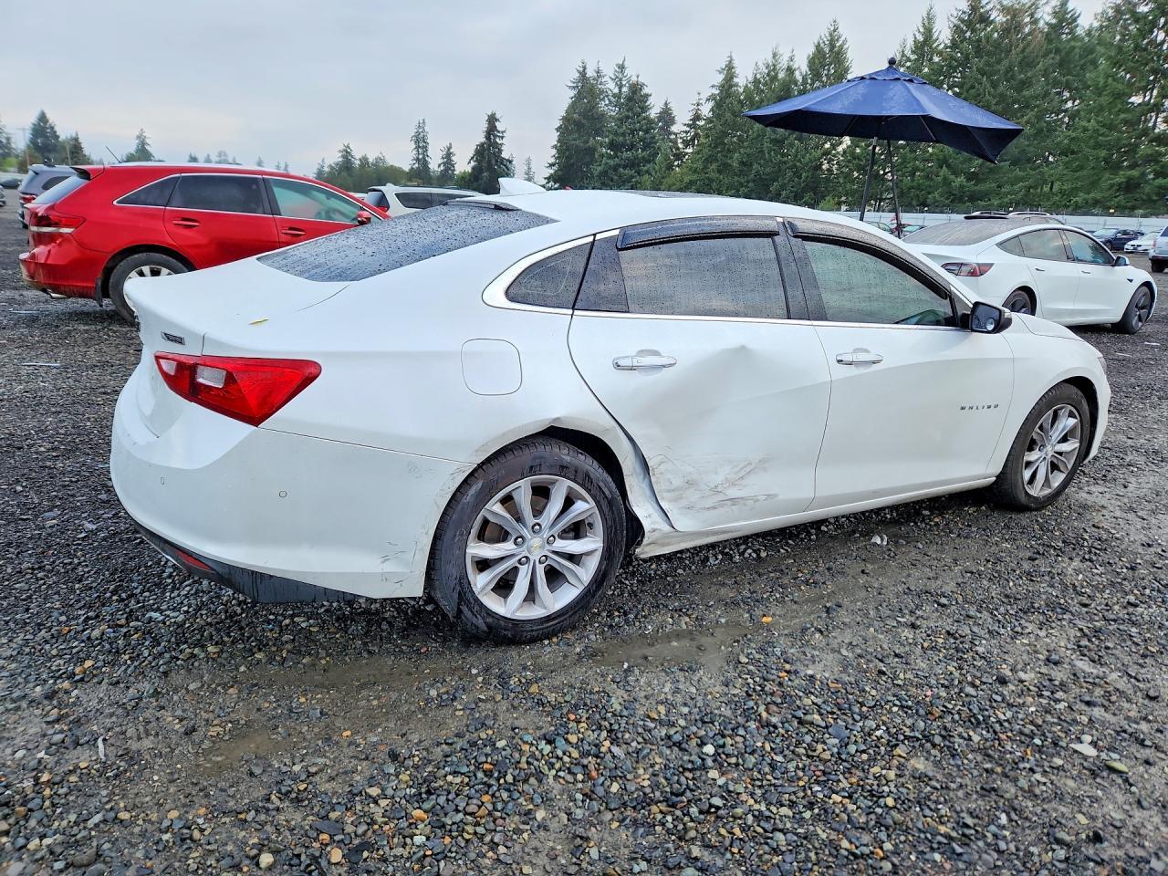 2016 Chevrolet Malibu Premier - zdjęcie 3