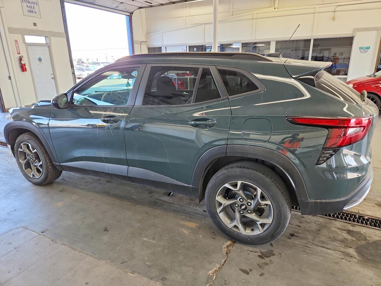 2025 Chevrolet Trax 1Lt - zdjęcie 2