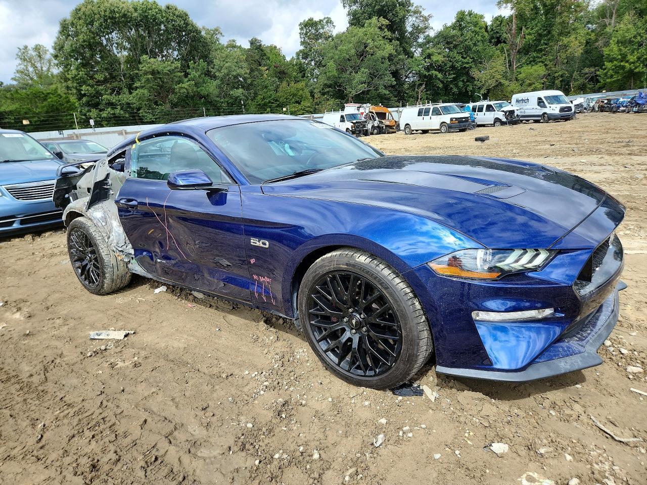 2019 Ford Mustang Gt - zdjęcie 4