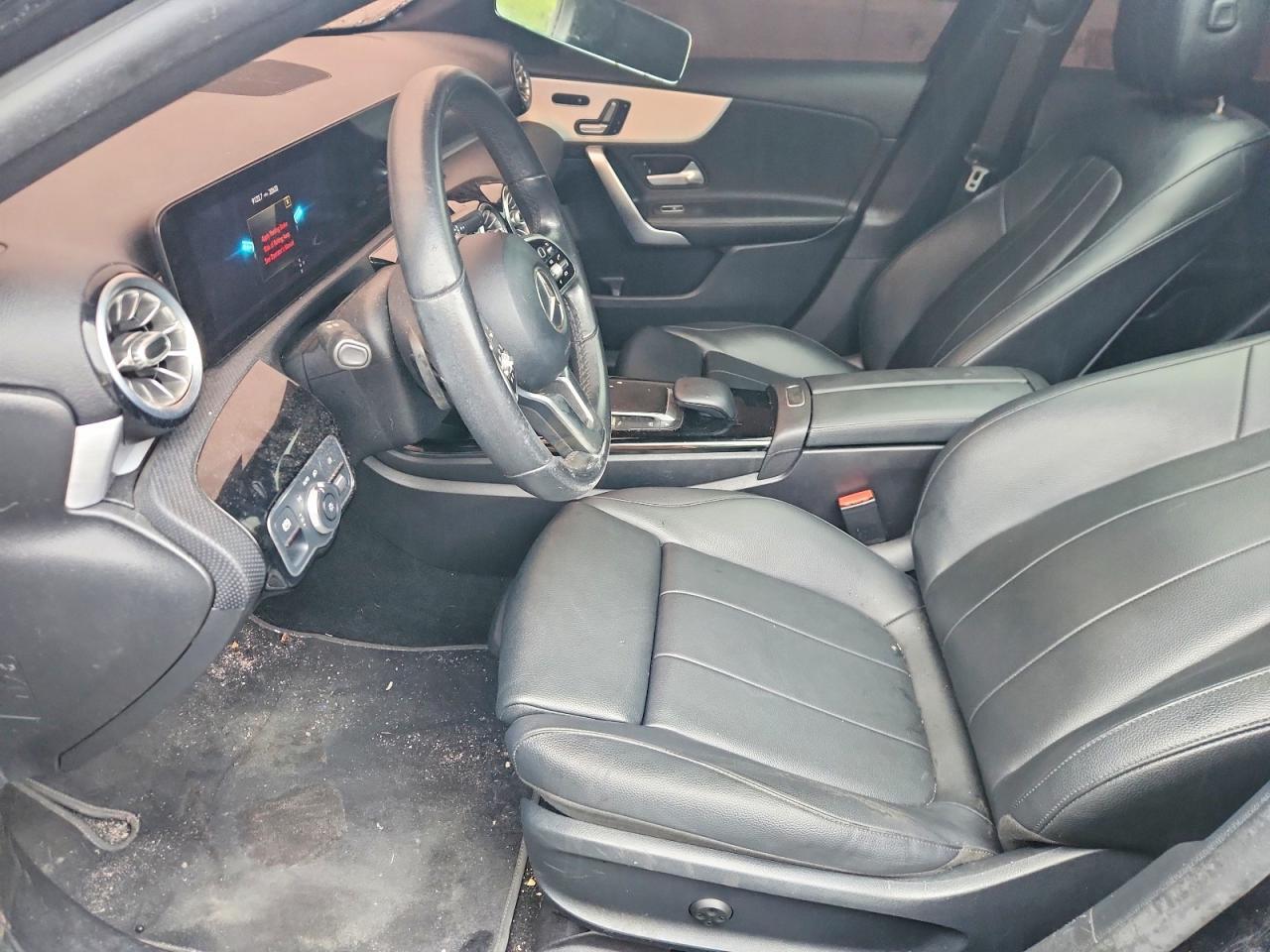 2021 Mercedes-Benz A 220 4Matic - zdjęcie 7