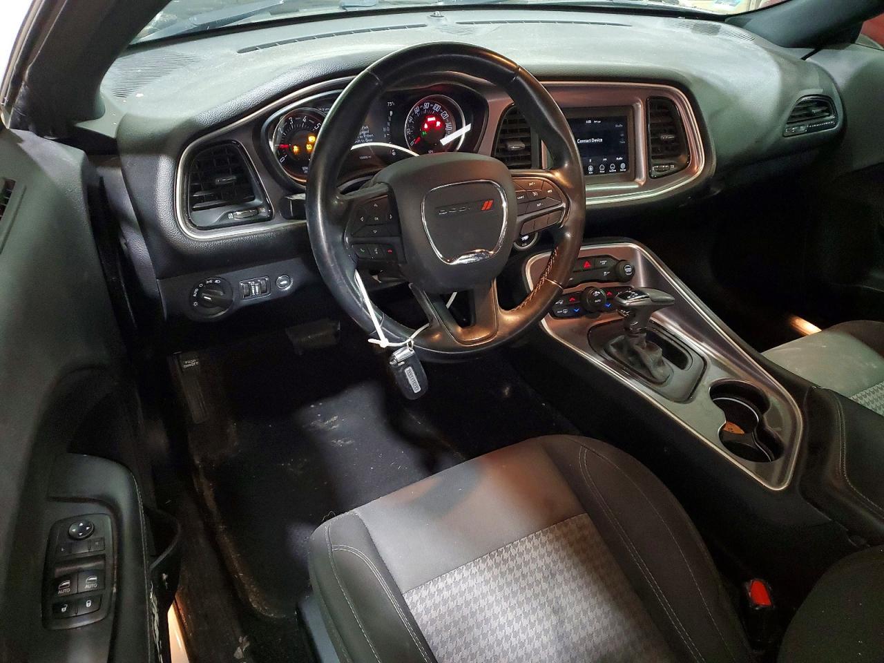 2019 Dodge Challenger Sxt - zdjęcie 8