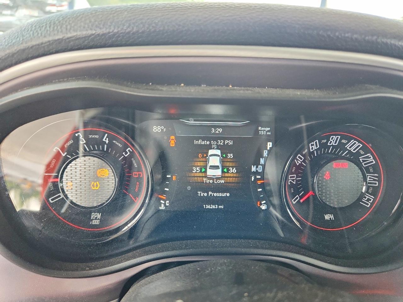 2019 Dodge Challenger R/T - zdjęcie 9