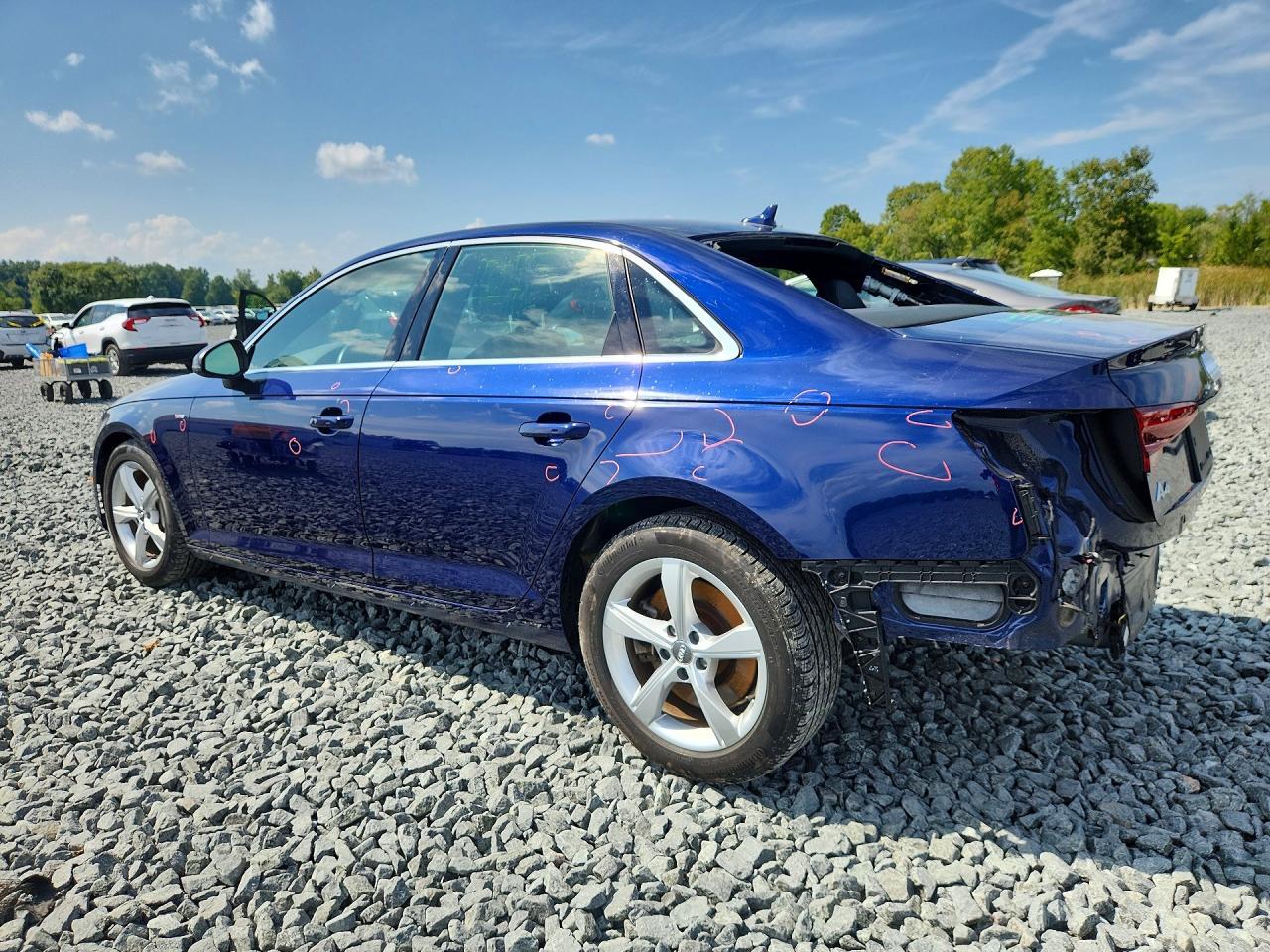 2019 Audi A4 Premium - zdjęcie 2