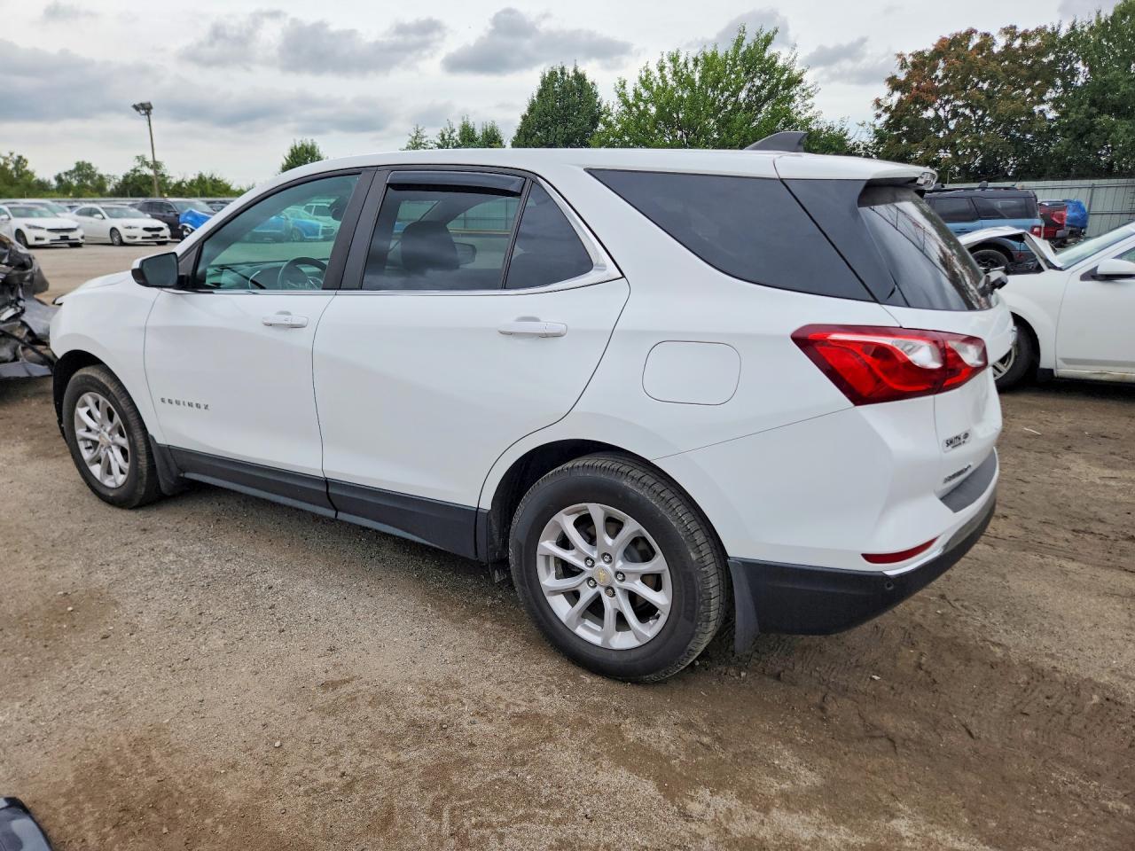 2021 Chevrolet Equinox Lt - zdjęcie 2