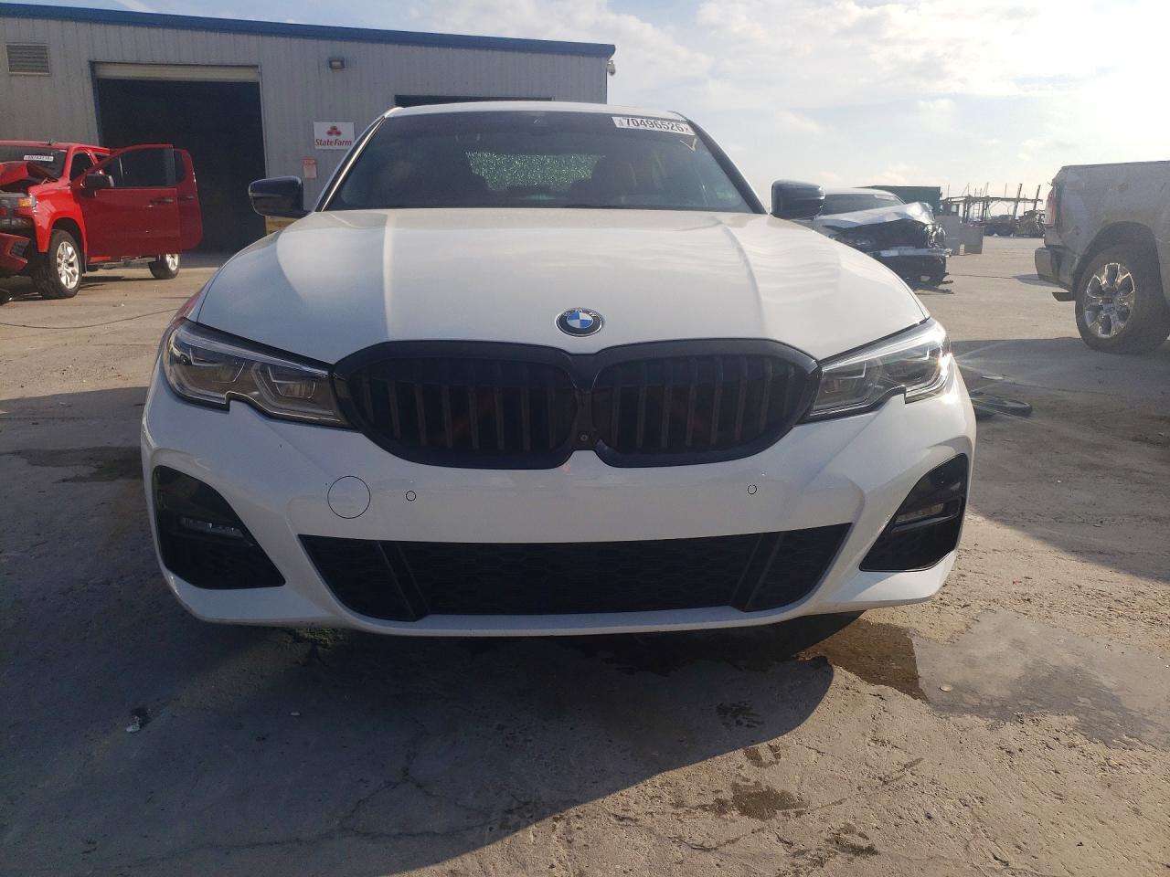 2021 BMW 330I - zdjęcie 5