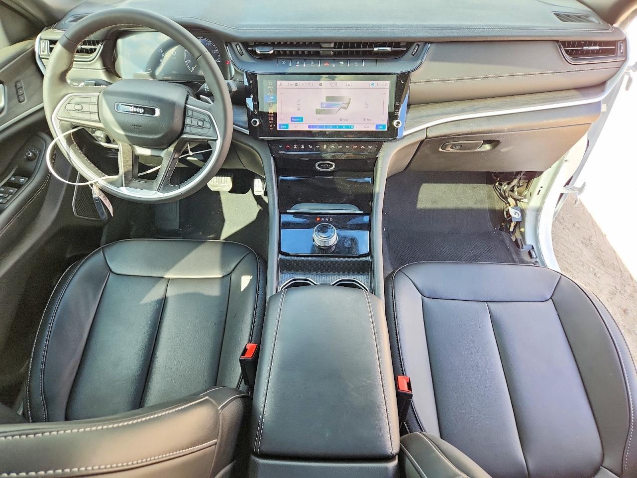 2026 Jeep Grand Cherokee Limited - zdjęcie 8