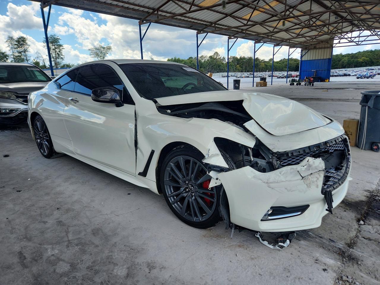 2017 Infiniti Q60 Red Sport 400 - zdjęcie 4