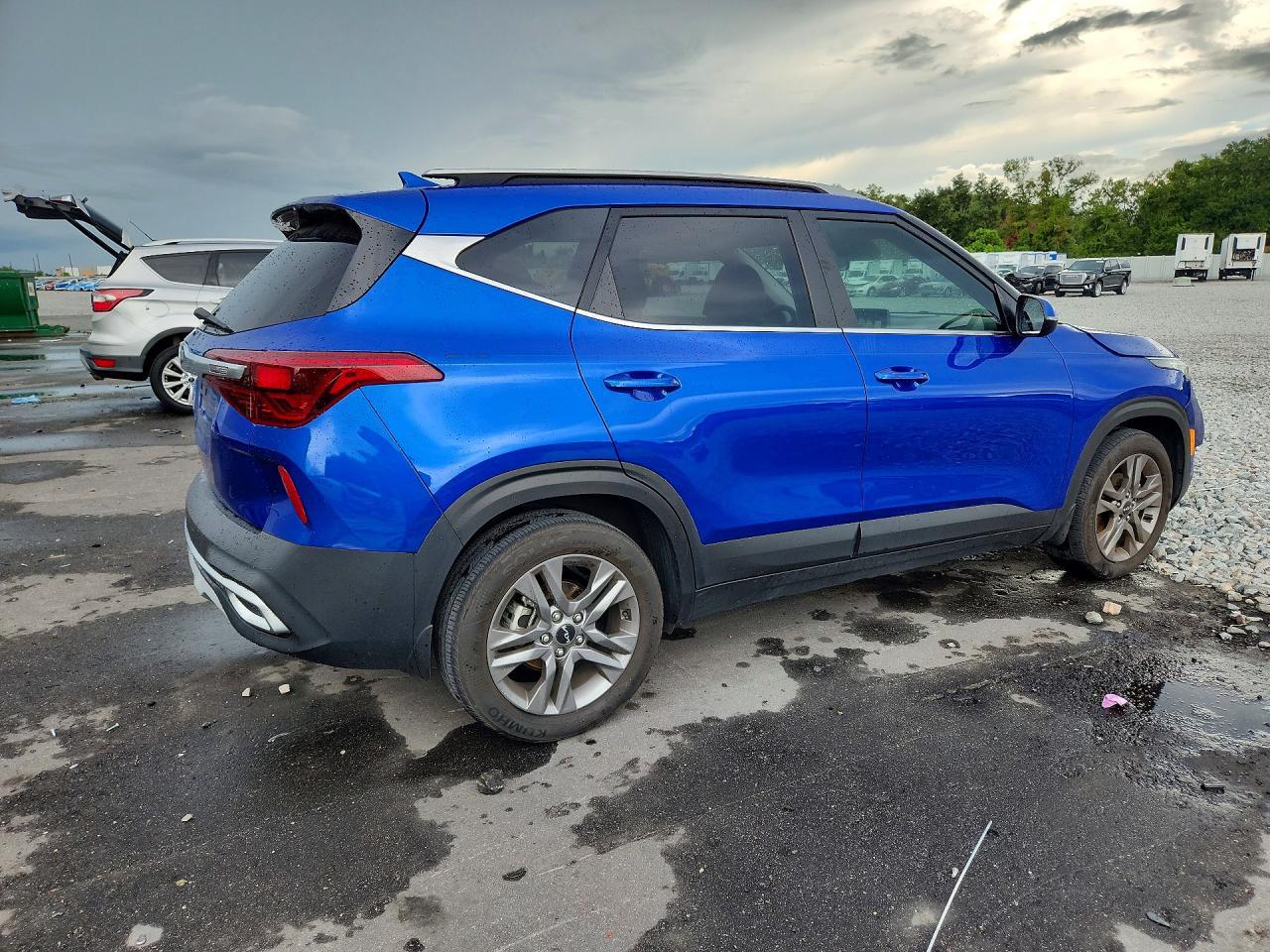 2023 Kia Seltos S - zdjęcie 3