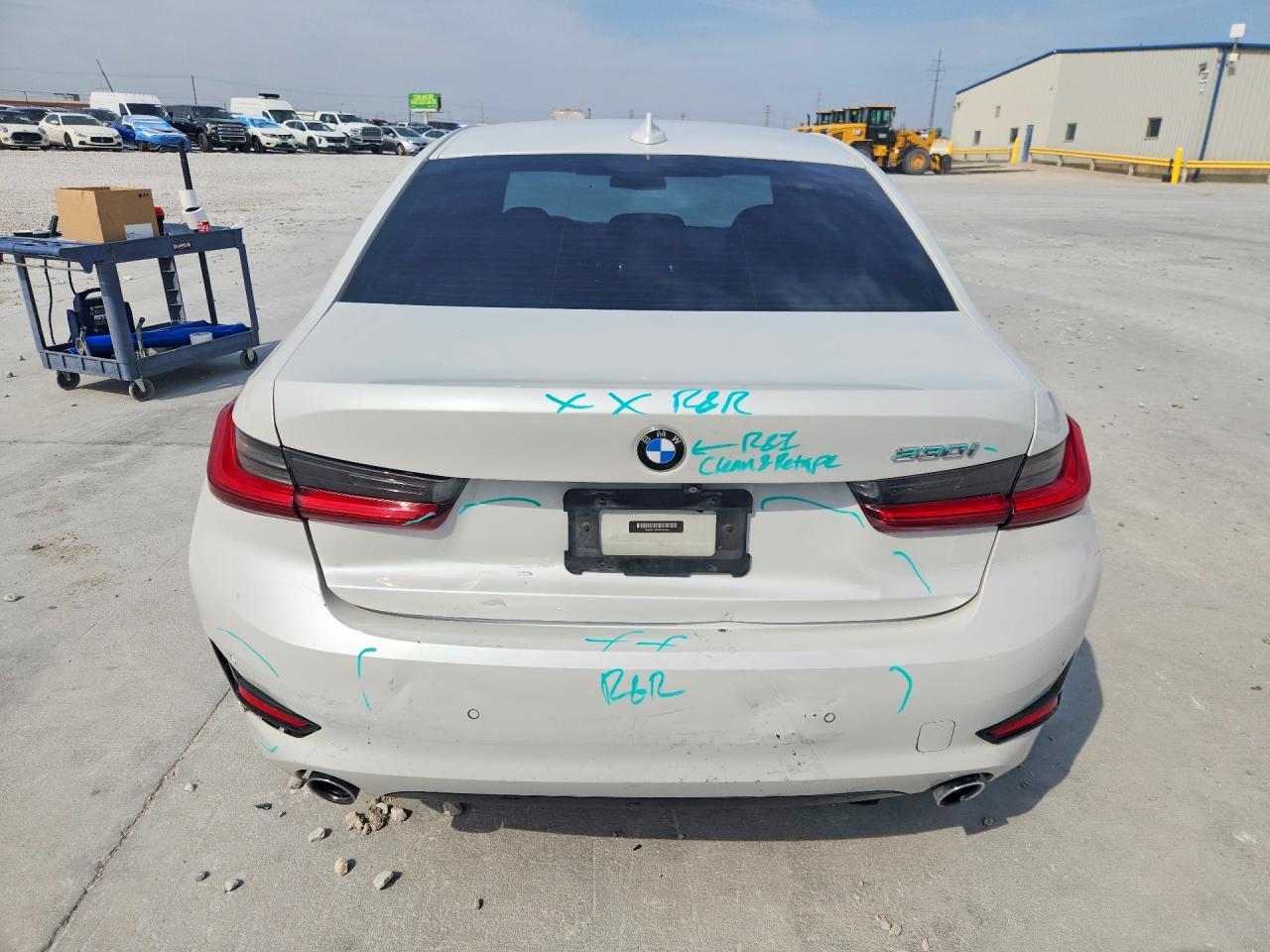 2021 BMW 330I - zdjęcie 6