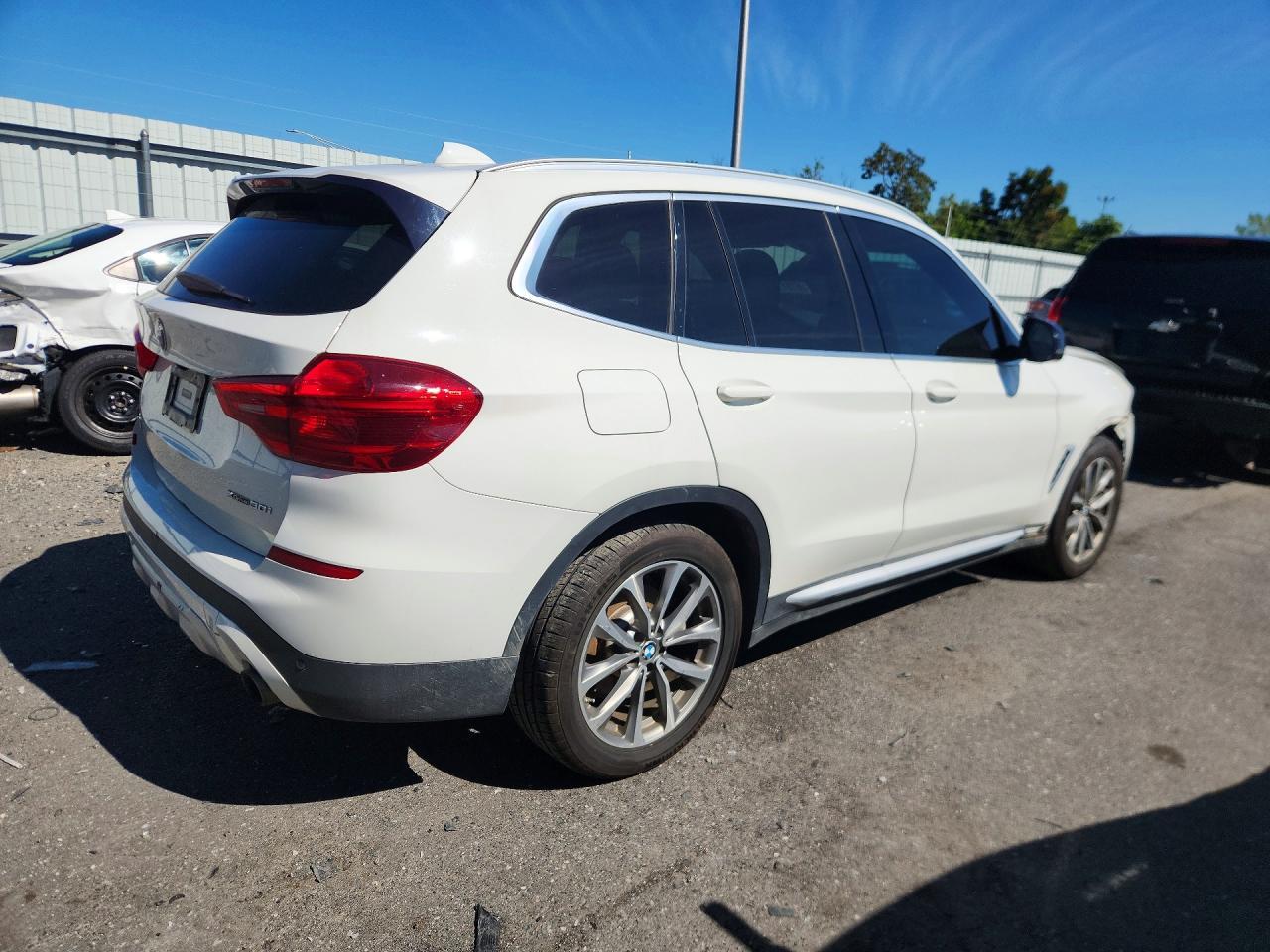 2019 BMW X3 xDrive30I - zdjęcie 3