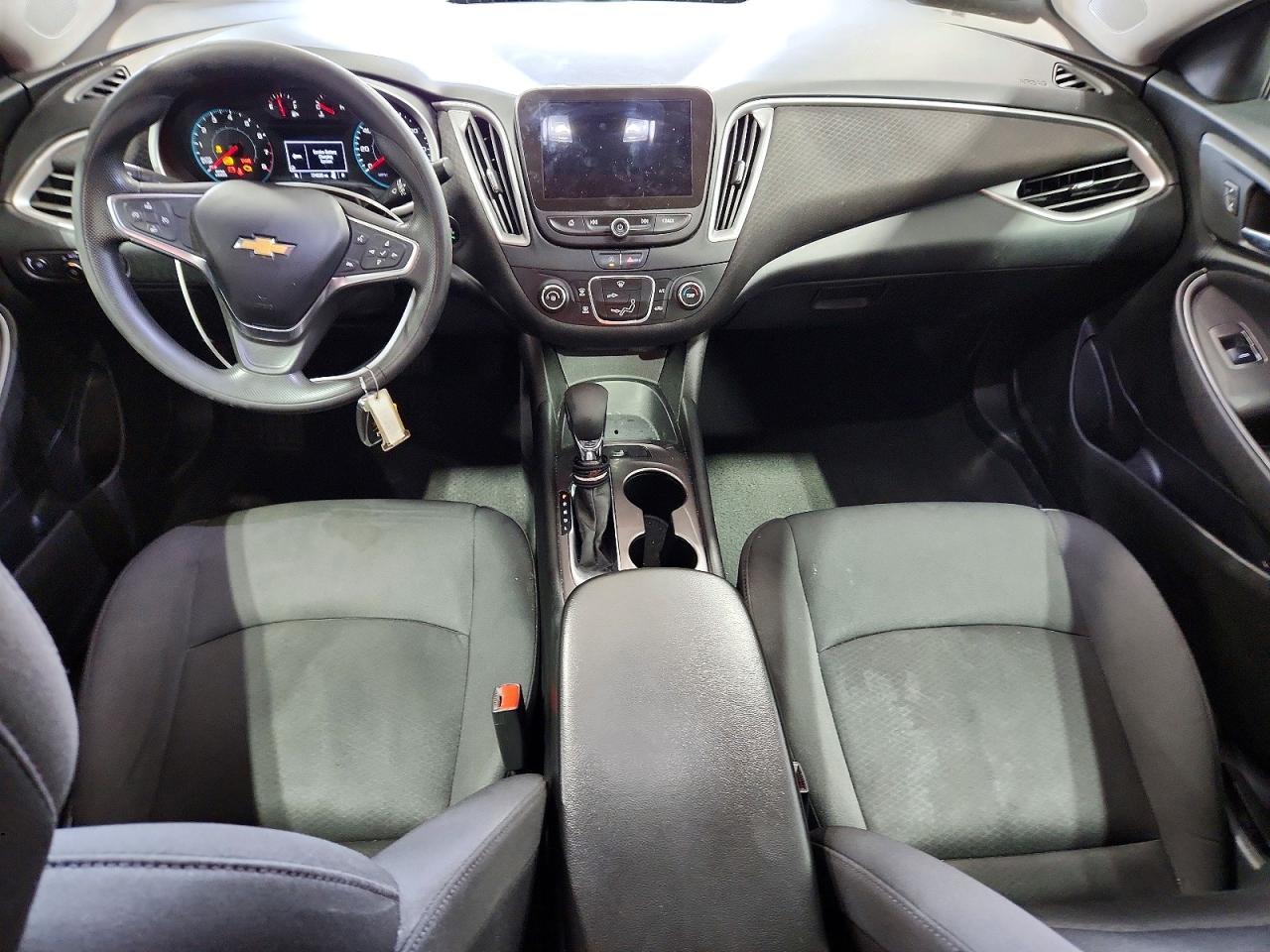 2021 Chevrolet Malibu Ls - zdjęcie 8