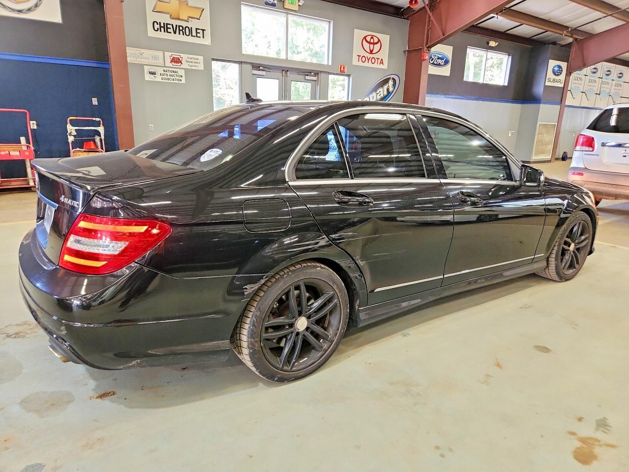 2013 Mercedes-Benz C 300 4Matic - zdjęcie 3