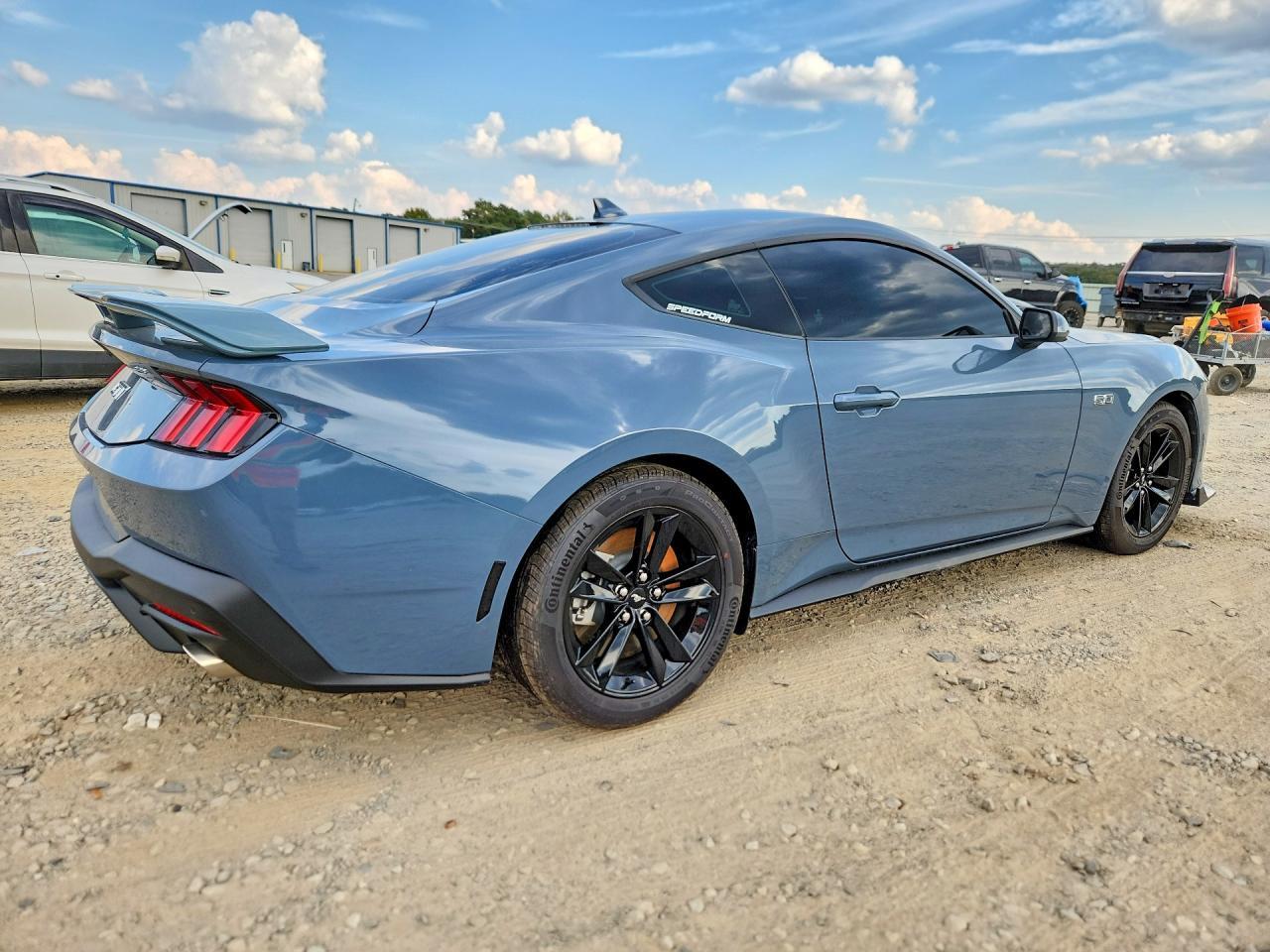 2025 Ford Mustang Gt - zdjęcie 3