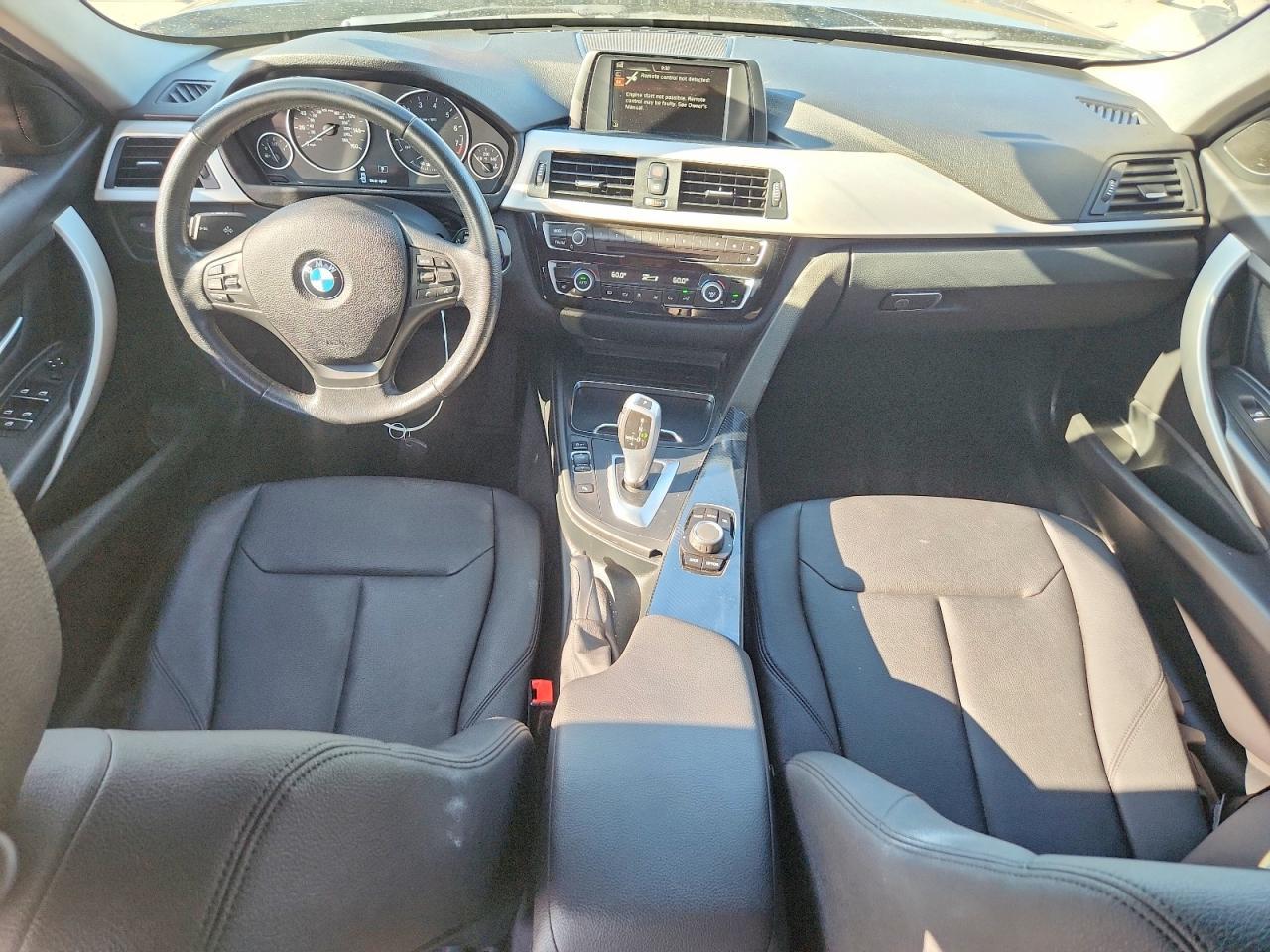 2017 BMW 3 Series - zdjęcie 8