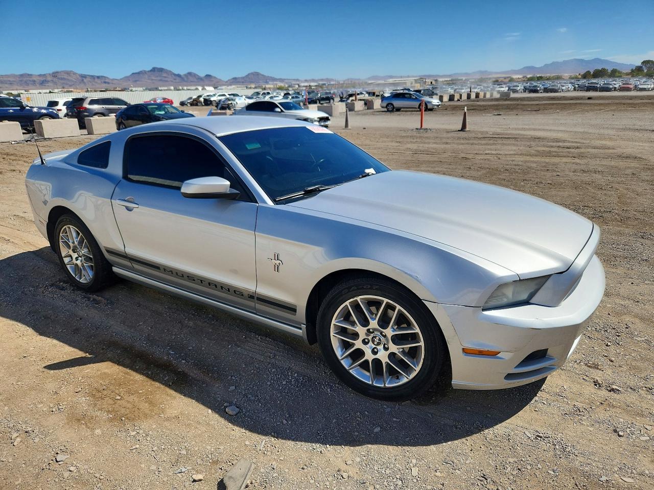 2013 Ford Mustang - zdjęcie 4