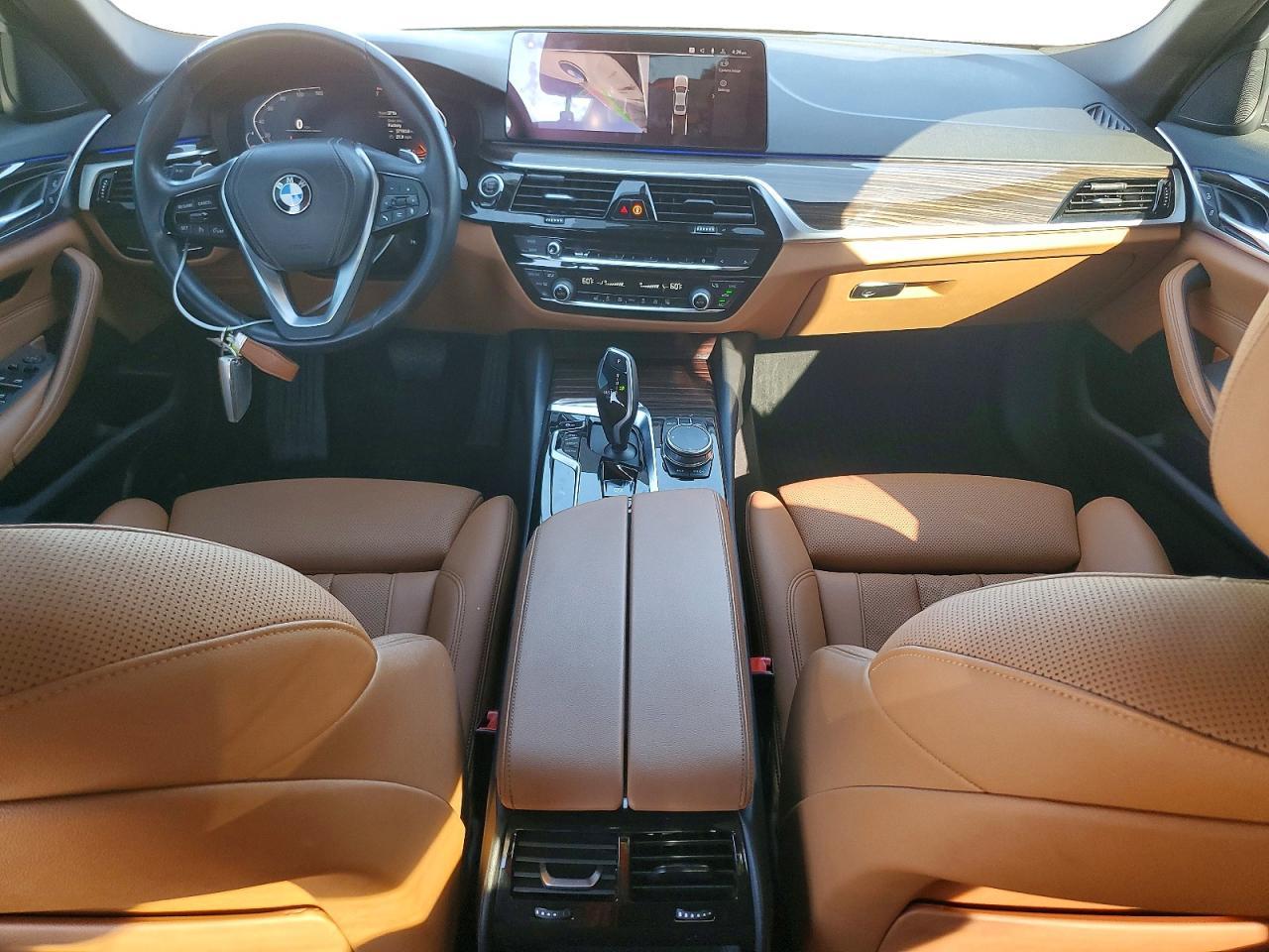 2021 BMW 530 I - zdjęcie 8
