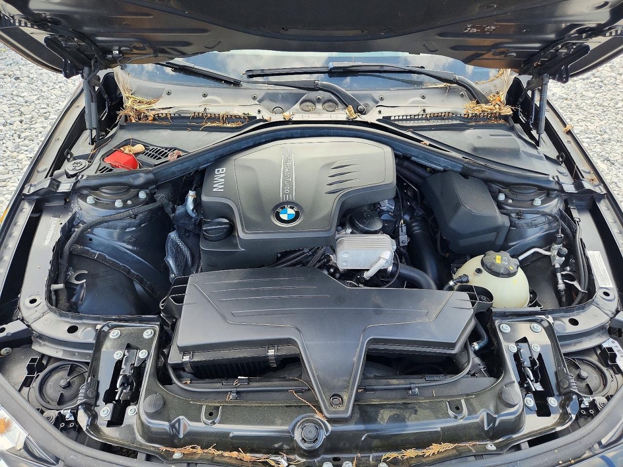 2016 BMW 320 I - zdjęcie 11