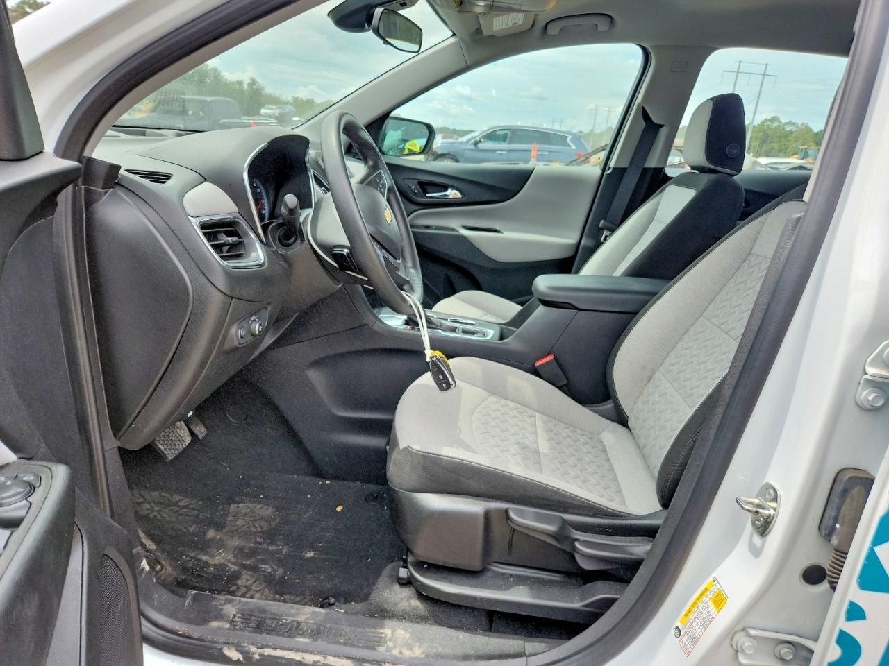 2022 Chevrolet Equinox Ls - zdjęcie 7