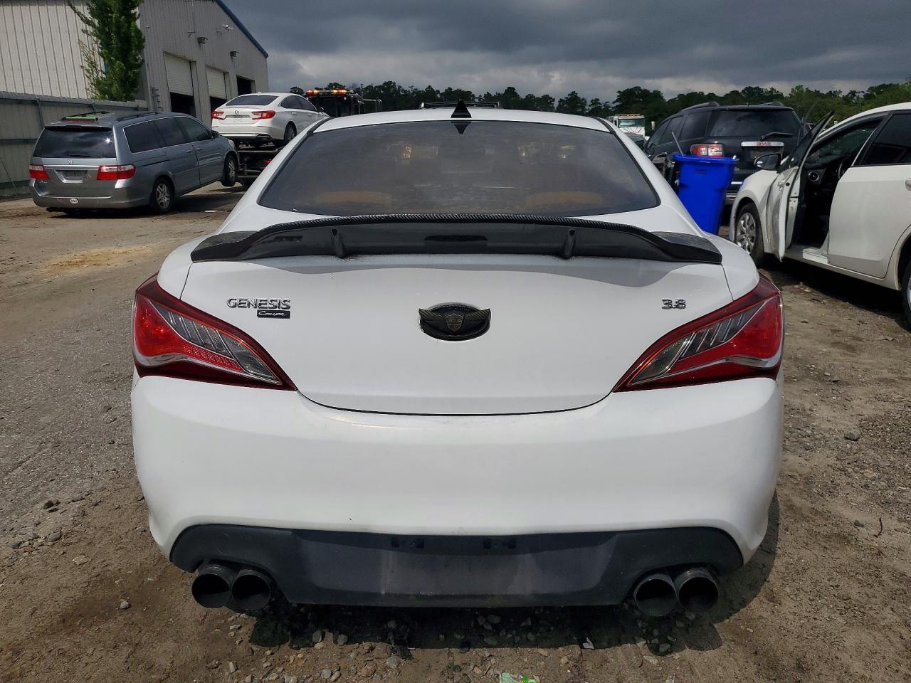 2015 Hyundai Genesis Coupe 3.8 - zdjęcie 6