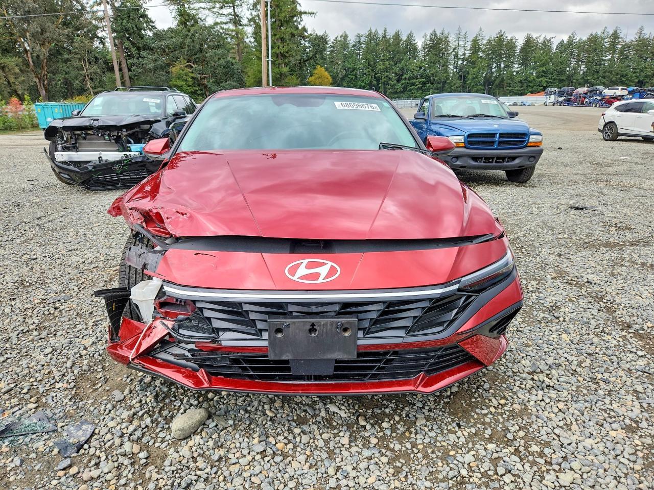 2025 Hyundai Elantra Sel - zdjęcie 5