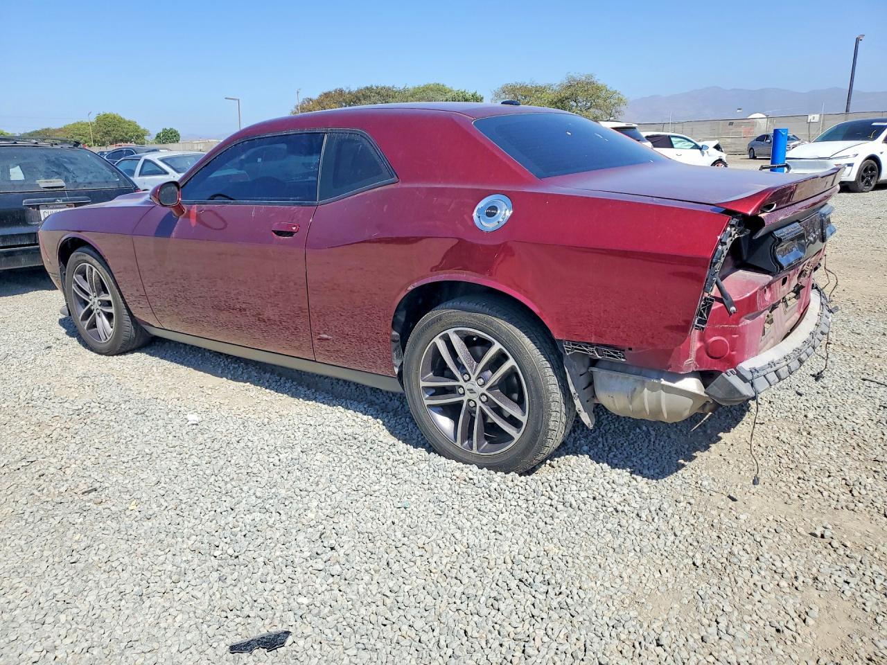 2019 Dodge Challenger - zdjęcie 2