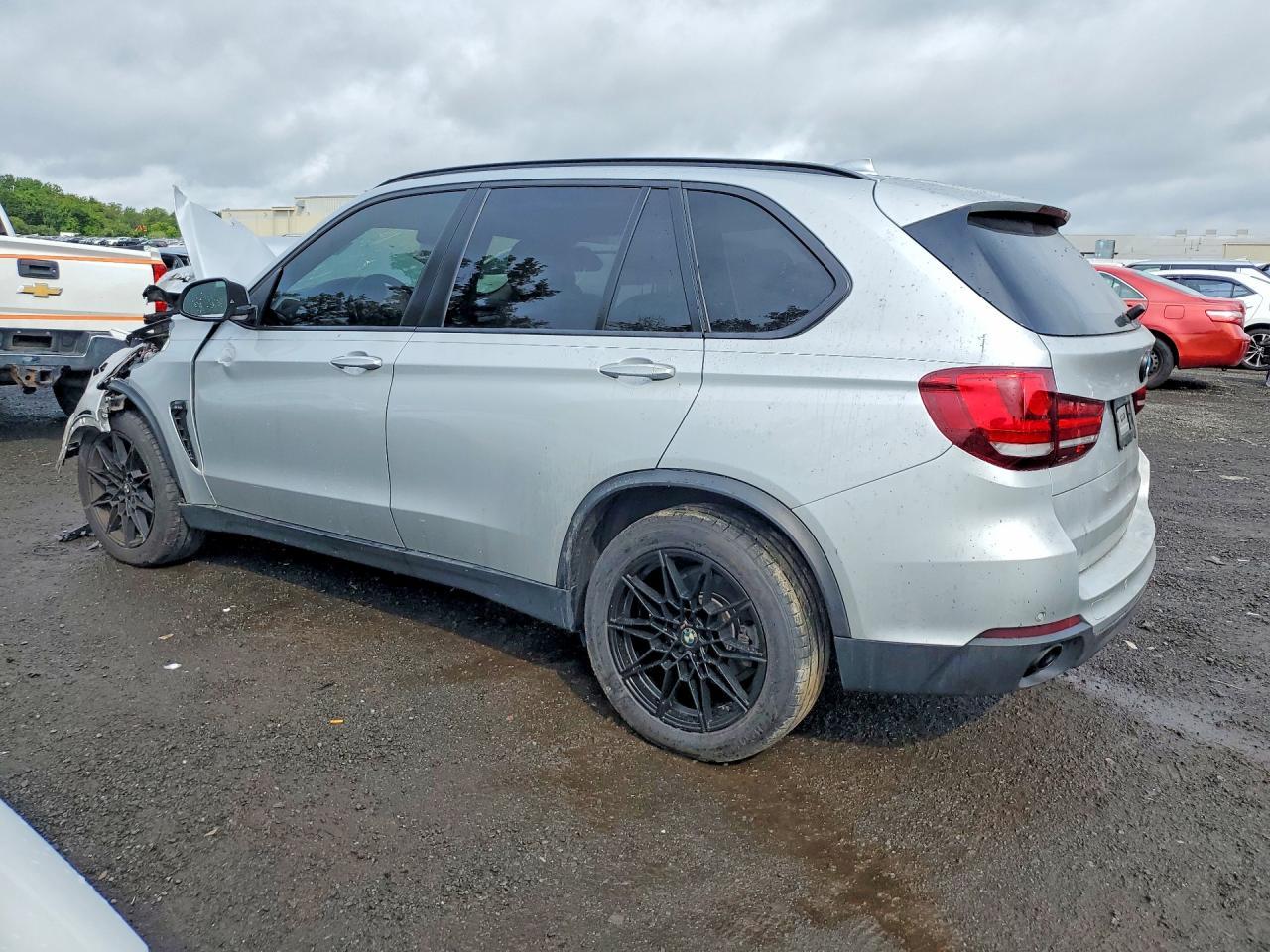 2016 BMW X5 xDrive35I - zdjęcie 2