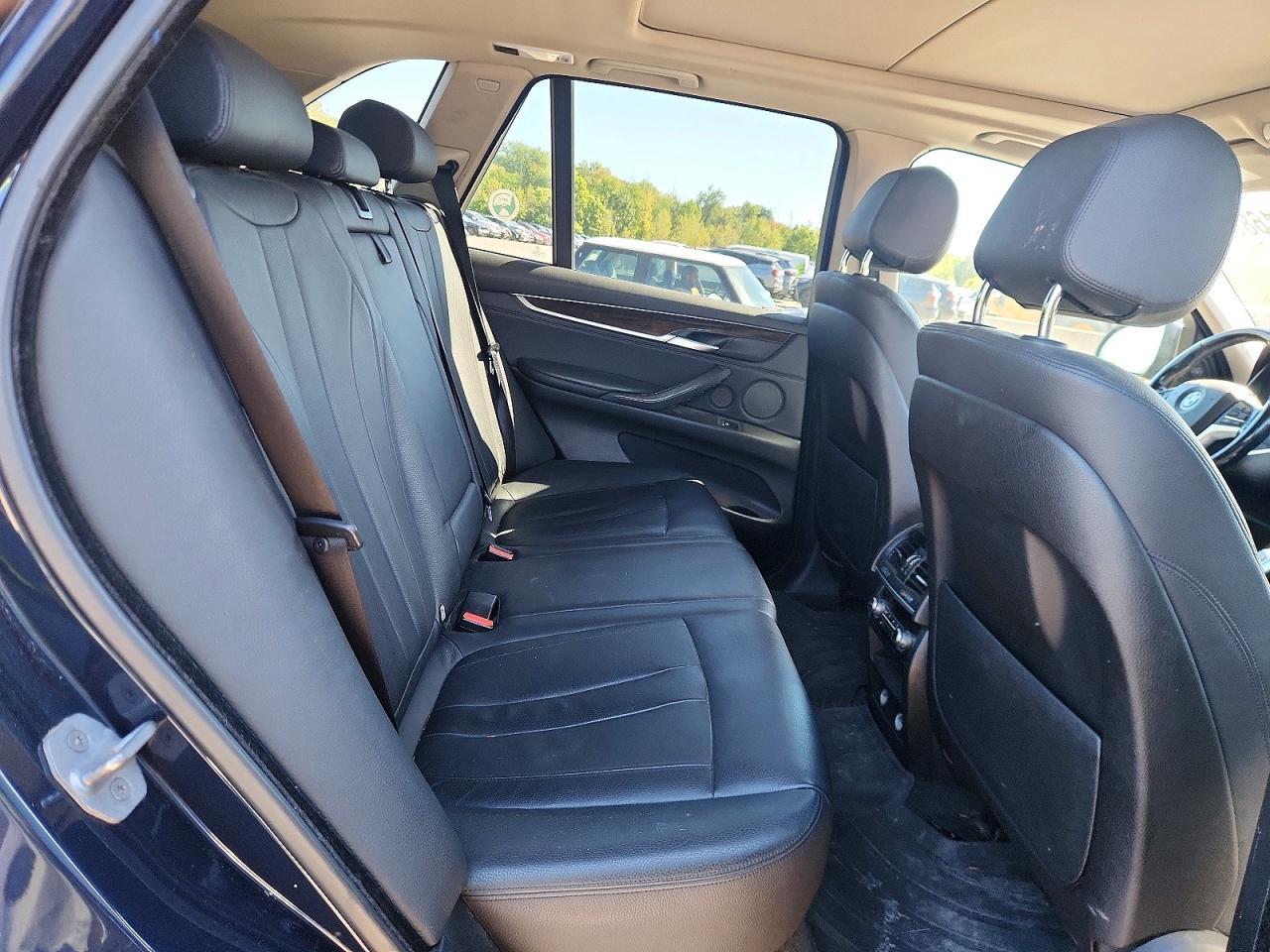 2015 BMW X5 xDrive35I - zdjęcie 11