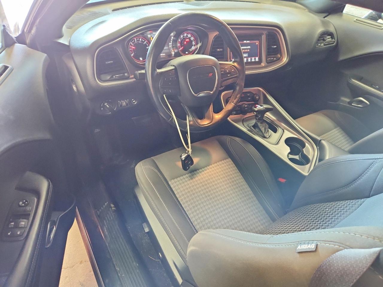 2019 Dodge Challenger Sxt - zdjęcie 8