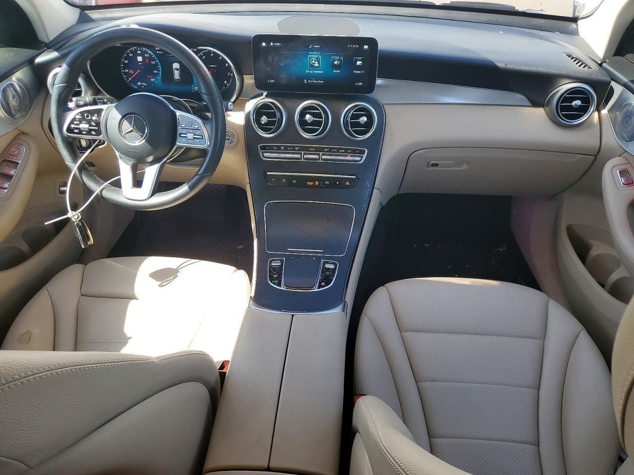 2020 Mercedes-Benz Glc 300 - zdjęcie 8