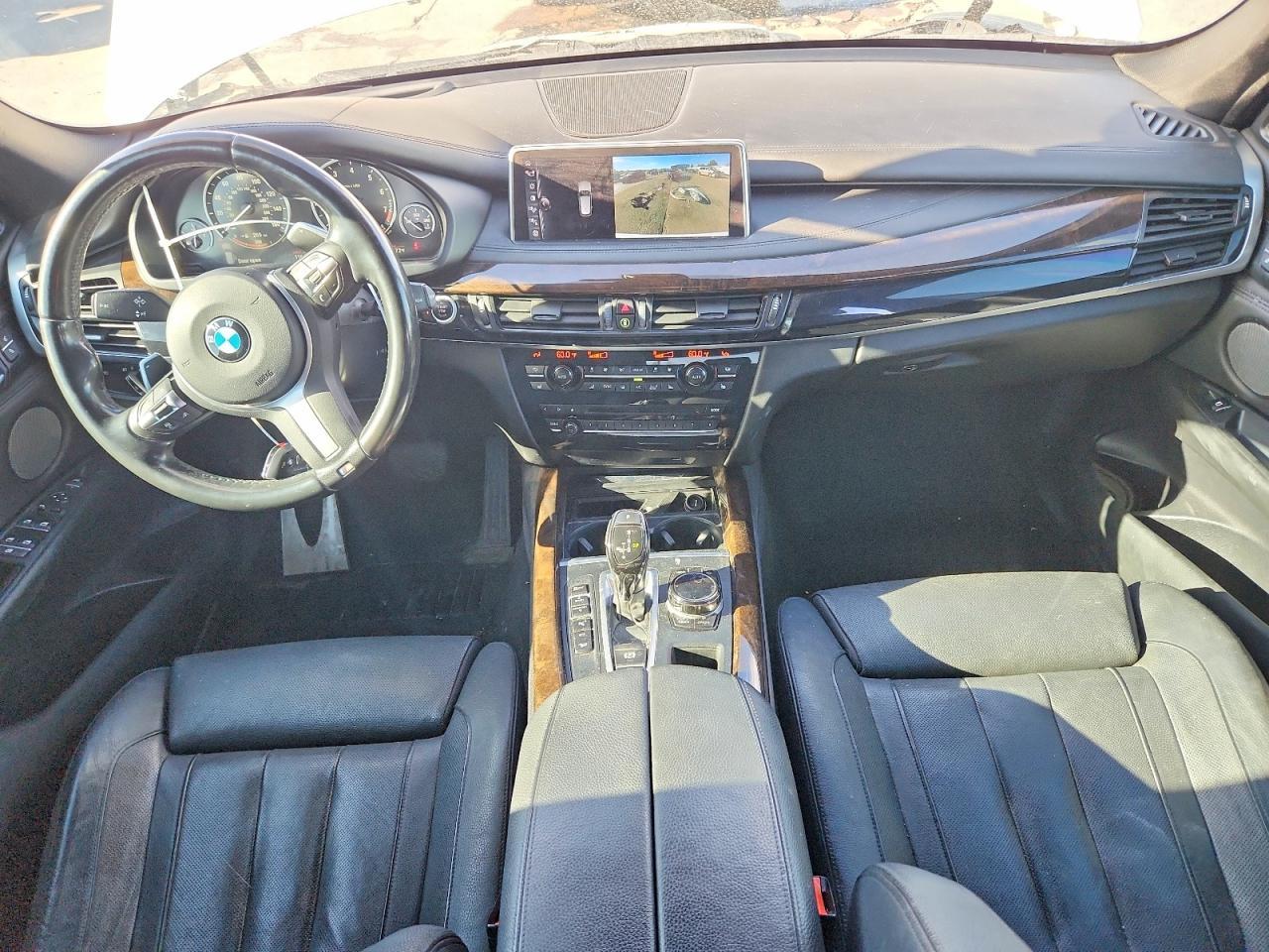 2017 BMW X5 xDrive50I - zdjęcie 8