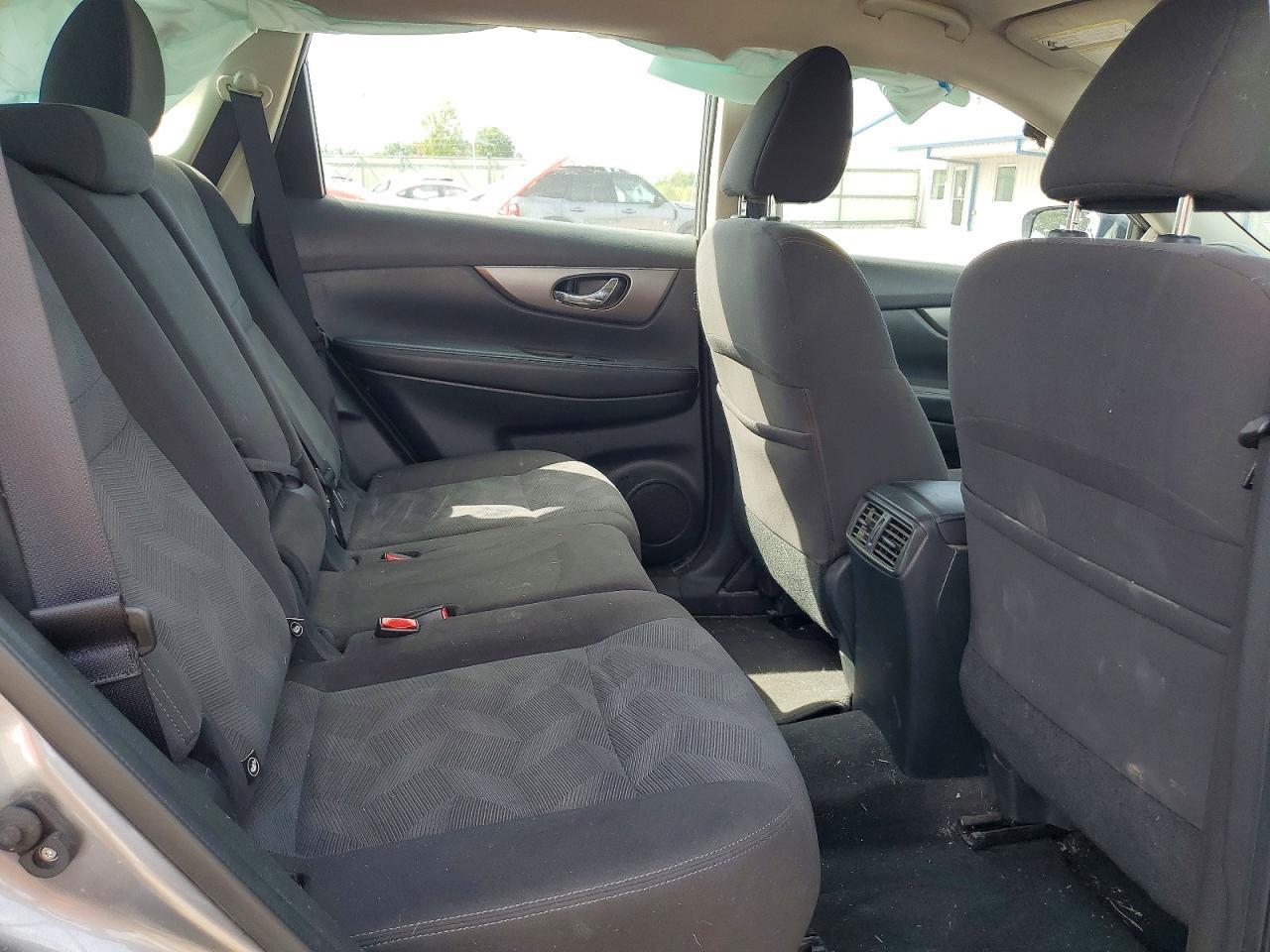 2016 Nissan Rogue S - zdjęcie 11