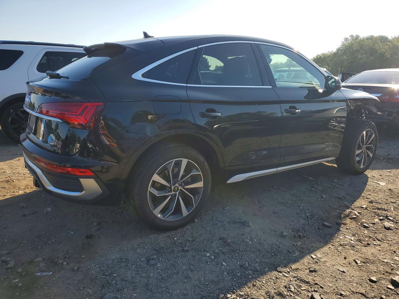 2023 Audi Q5 Sportback Premium 45 - zdjęcie 3