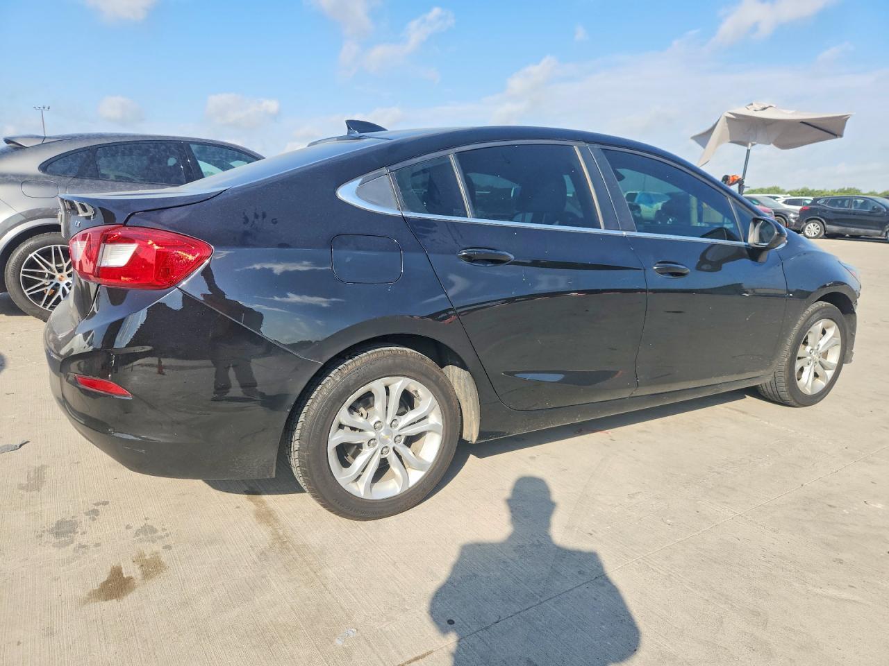 2019 Chevrolet Cruze Lt - zdjęcie 3