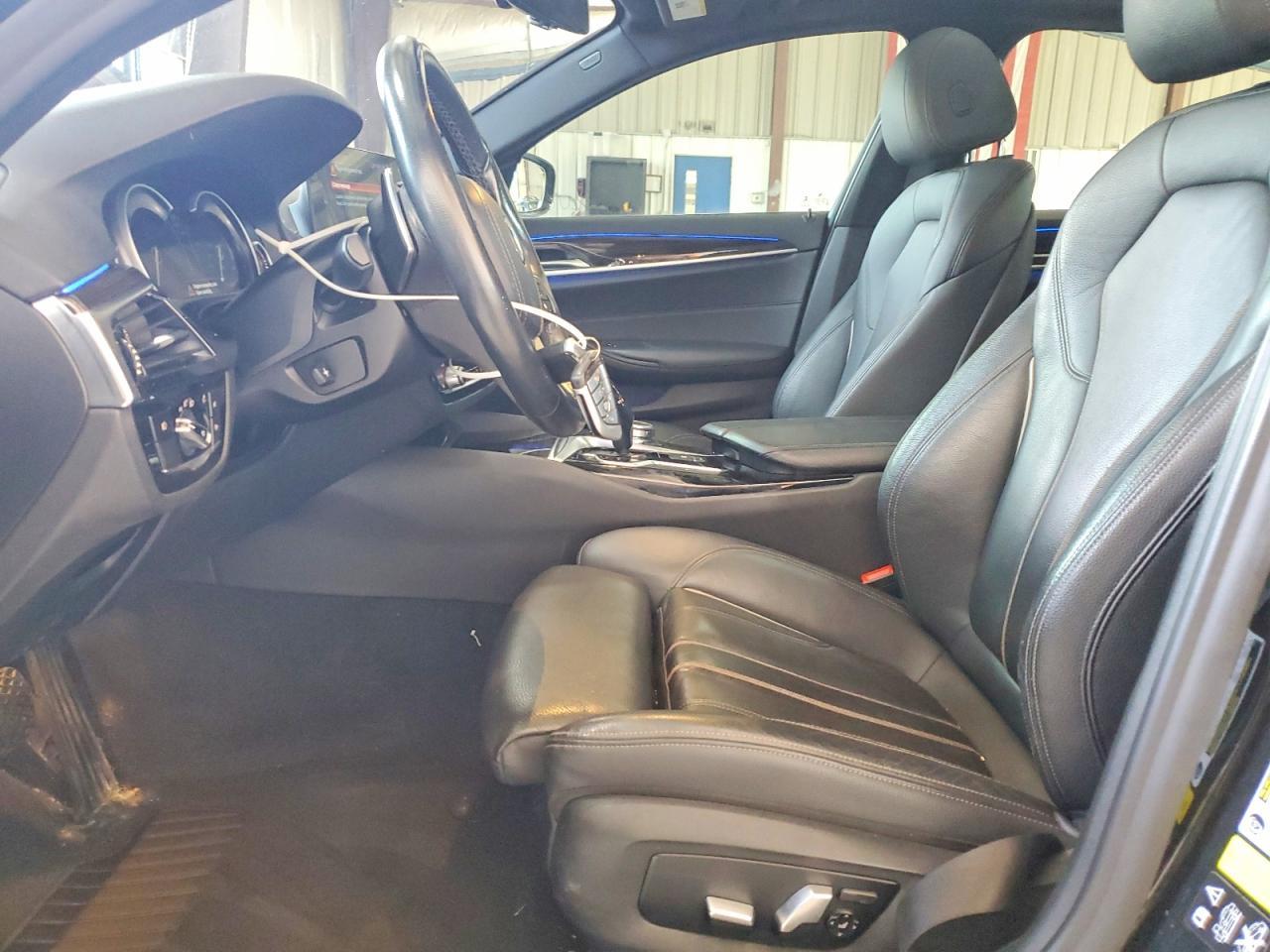 2018 BMW 530 Xi - zdjęcie 7