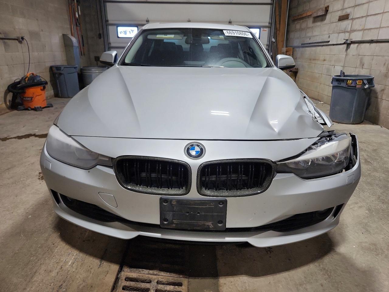 2014 BMW Seria 3 328i - zdjęcie 5