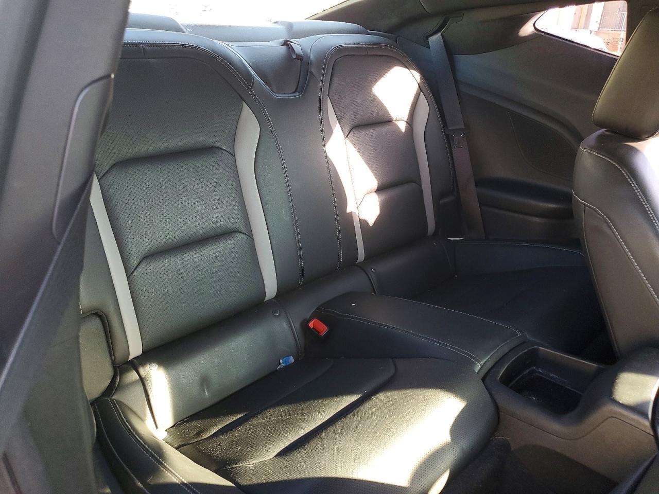 2019 Chevrolet Camaro Lt - zdjęcie 10