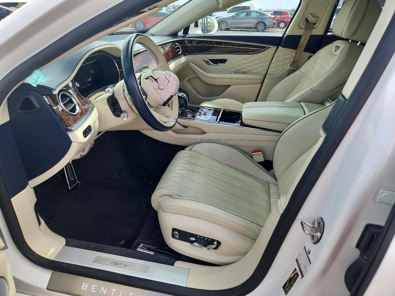 2022 Bentley Flying Spur - zdjęcie 7