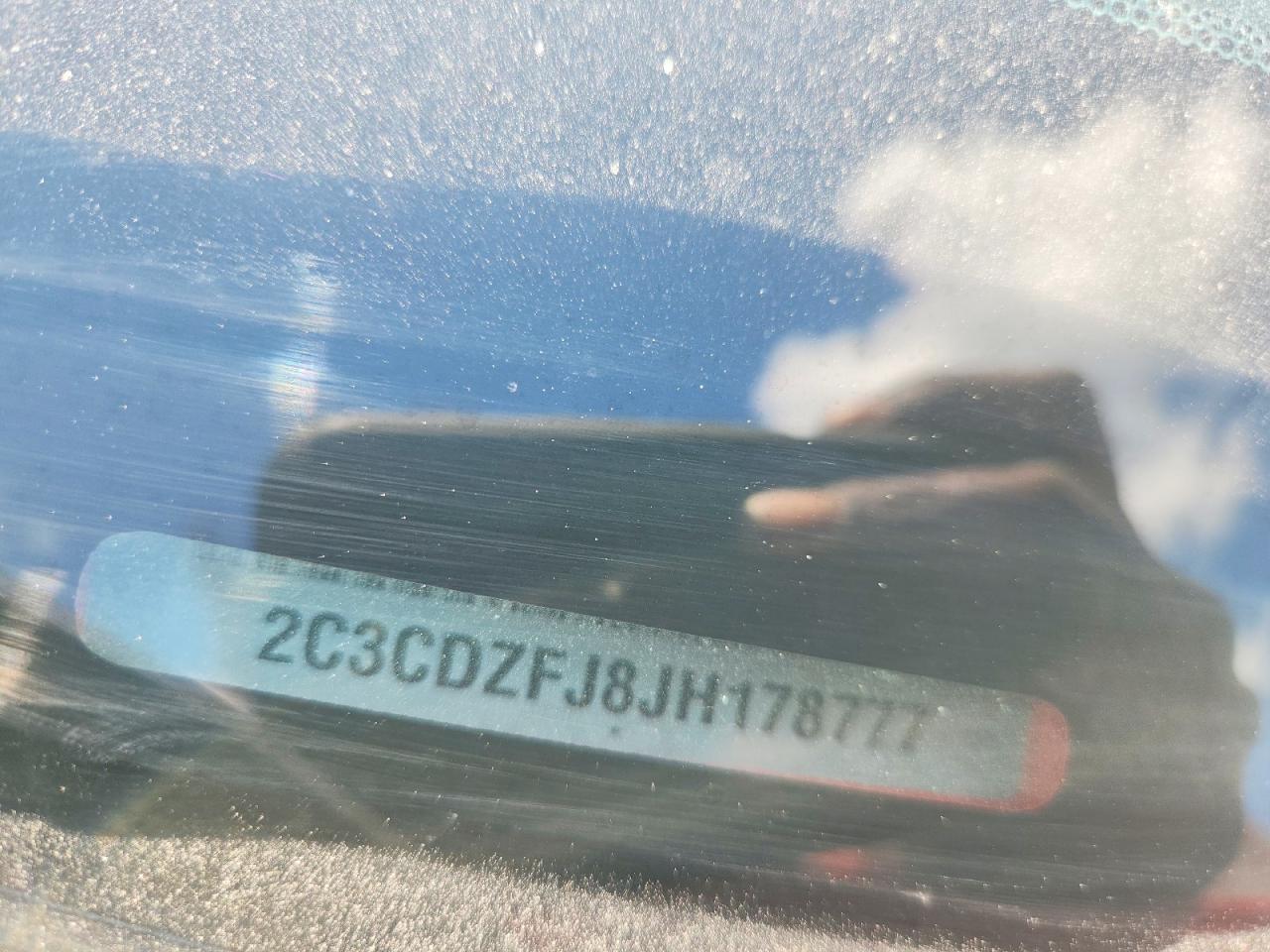 2018 Dodge Challenger R - zdjęcie 13