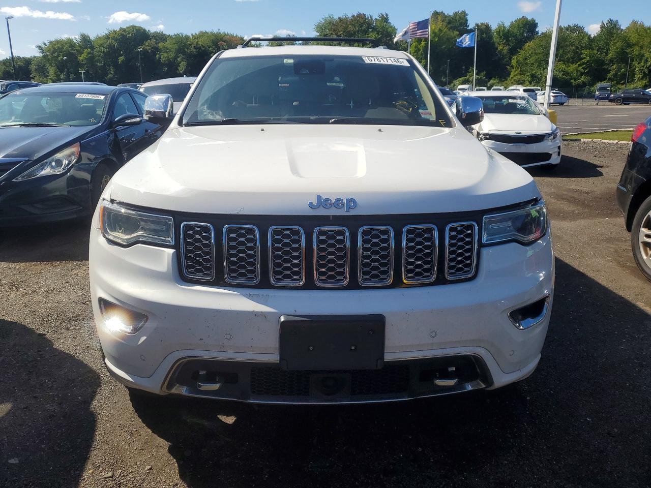 2017 Jeep Grand Cherokee Overland - zdjęcie 5