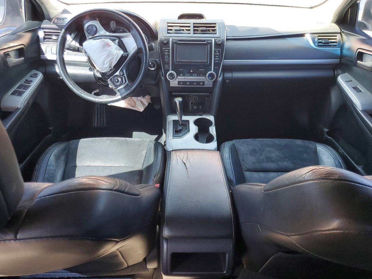 2018 Toyota Camry Se V6 - zdjęcie 8