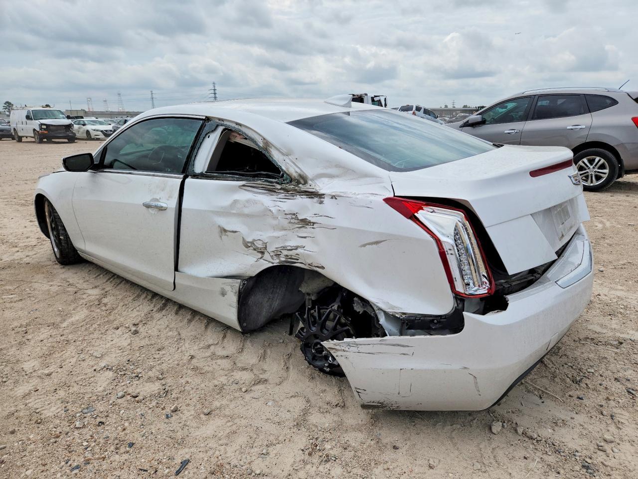 2016 Cadillac Ats - zdjęcie 2