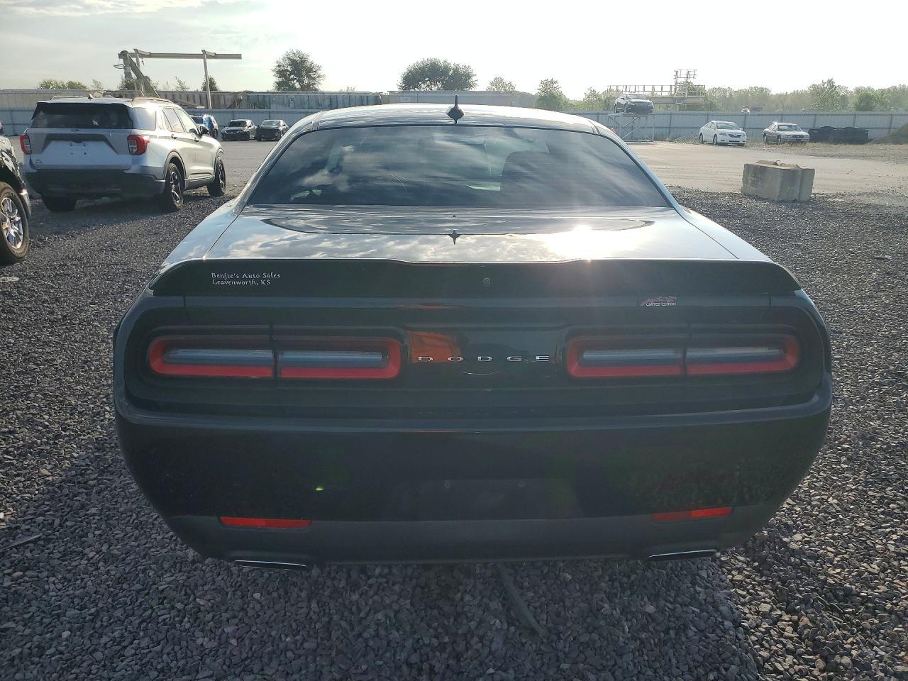 2018 Dodge Challenger Sxt - zdjęcie 6