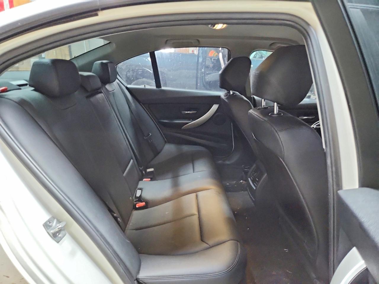 2013 BMW 328 Xi - zdjęcie 10