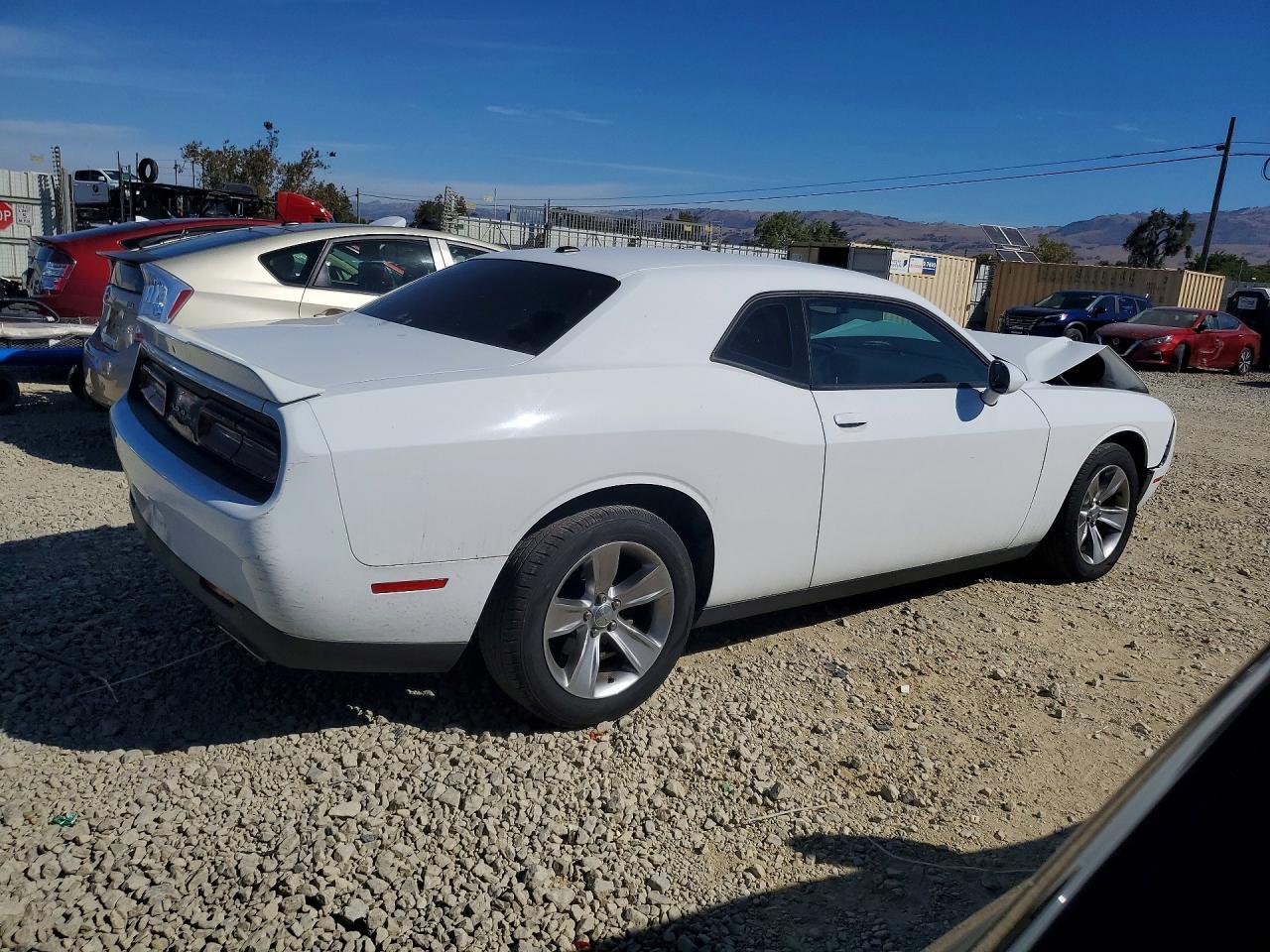 2020 Dodge Challenger Sxt - zdjęcie 3