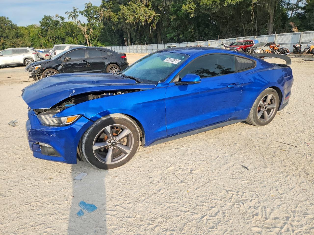 2017 Ford Mustang - zdjęcie główne