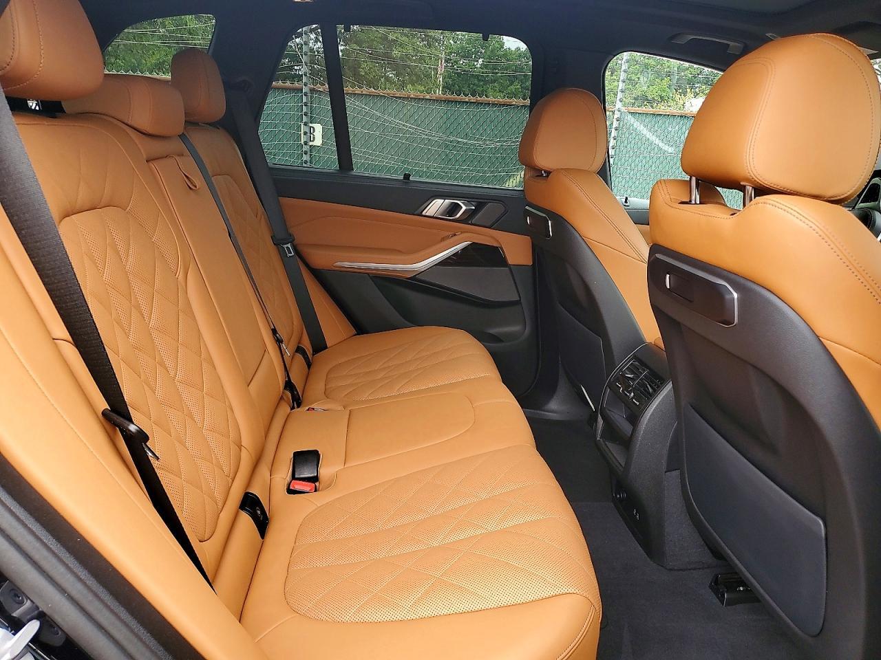2024 BMW X5 xDrive50E - zdjęcie 10