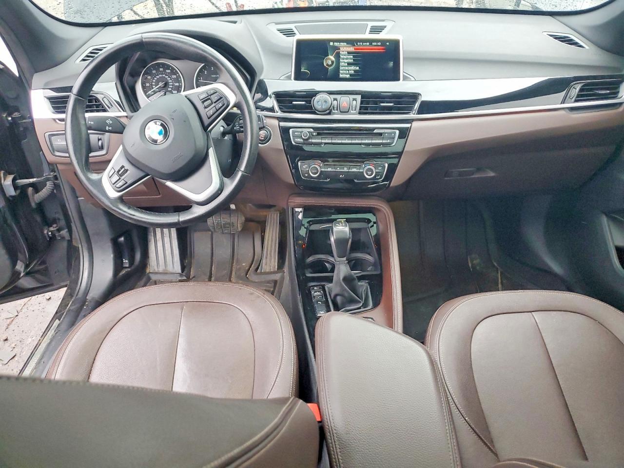 2016 BMW X1 xDrive28I - zdjęcie 8