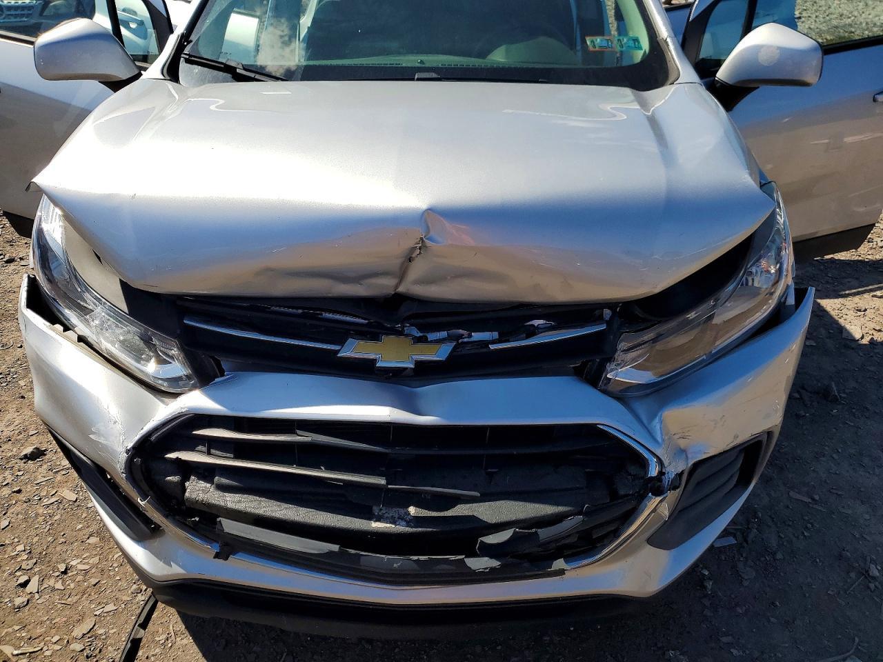 2018 Chevrolet Trax Ls - zdjęcie 12