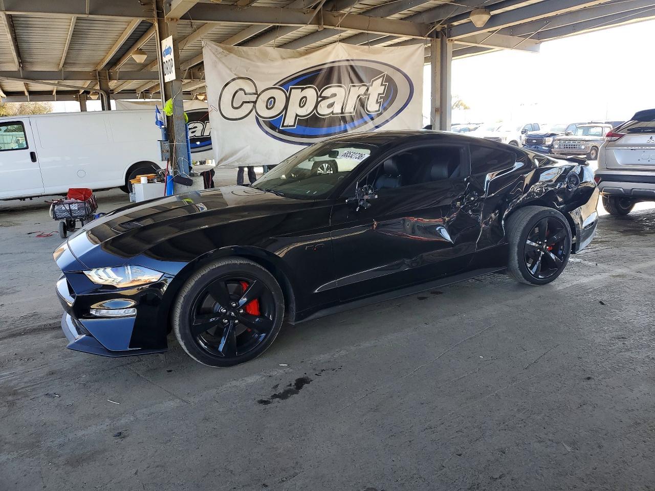 2022 Ford Mustang Gt - zdjęcie główne